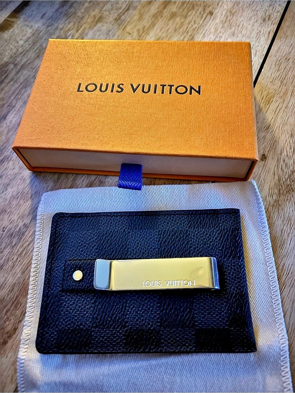 Louis Vuitton Damier Graphite Pince Card Holder Black Money Clip